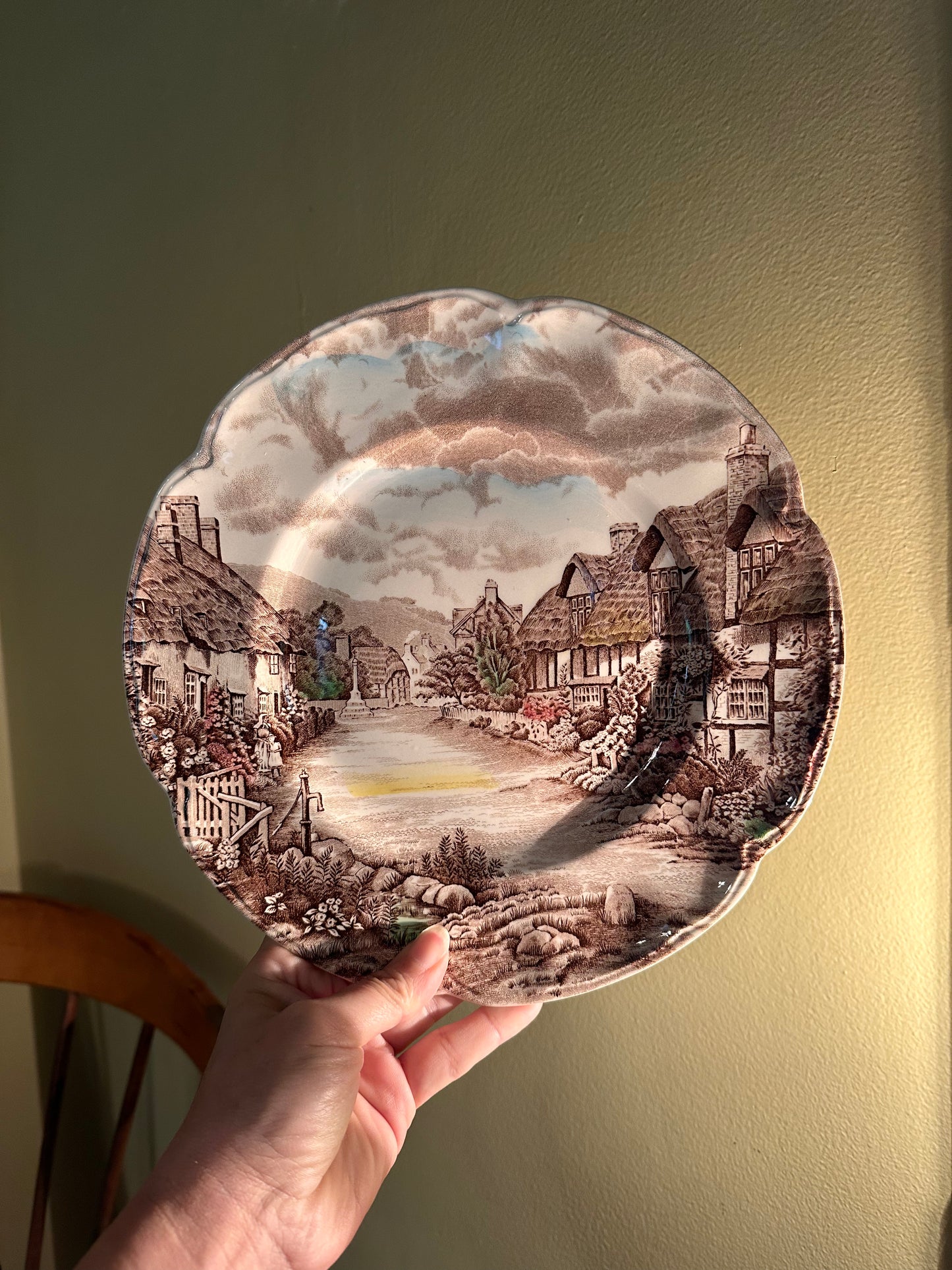Johnson Brothers Olde English Countryside Dinner Plate