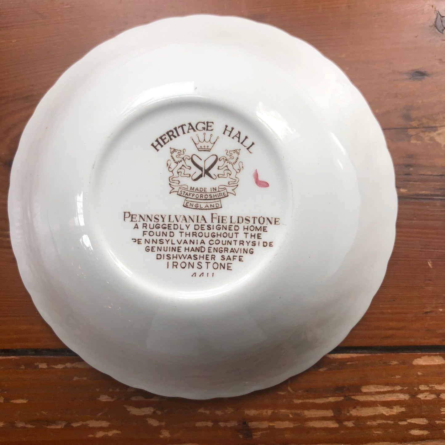 Johnson Brothers Heritage Hall - Salad Plate & Bowl